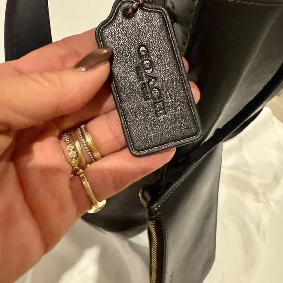 Authentic Coach Black Bleecker Bucket Bag - Picture 14 of 16